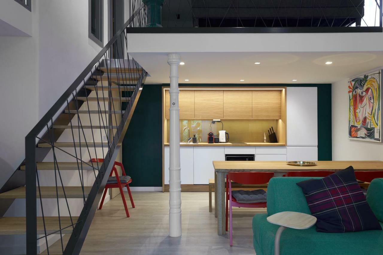7Domb Apartman Komló Eksteriør billede
