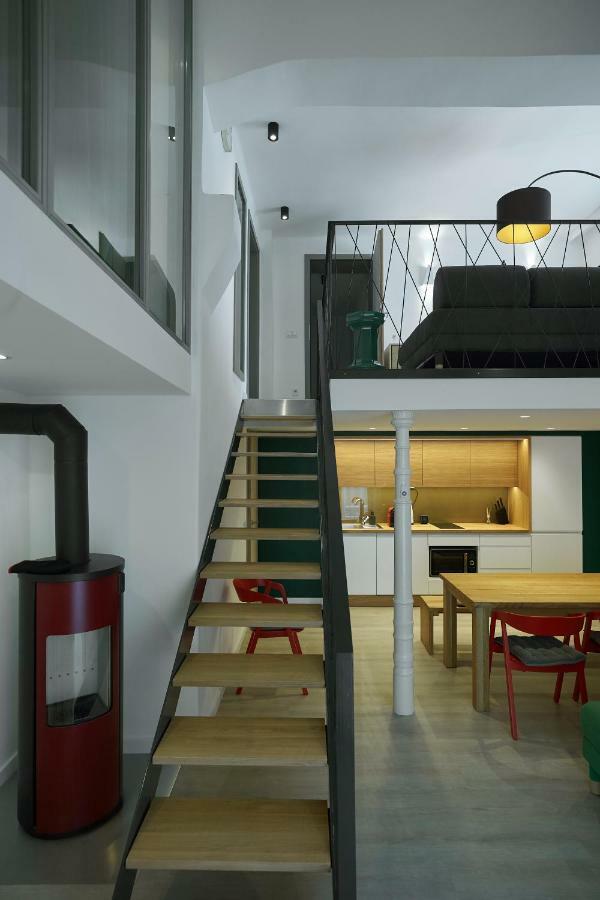 7Domb Apartman Komló Eksteriør billede