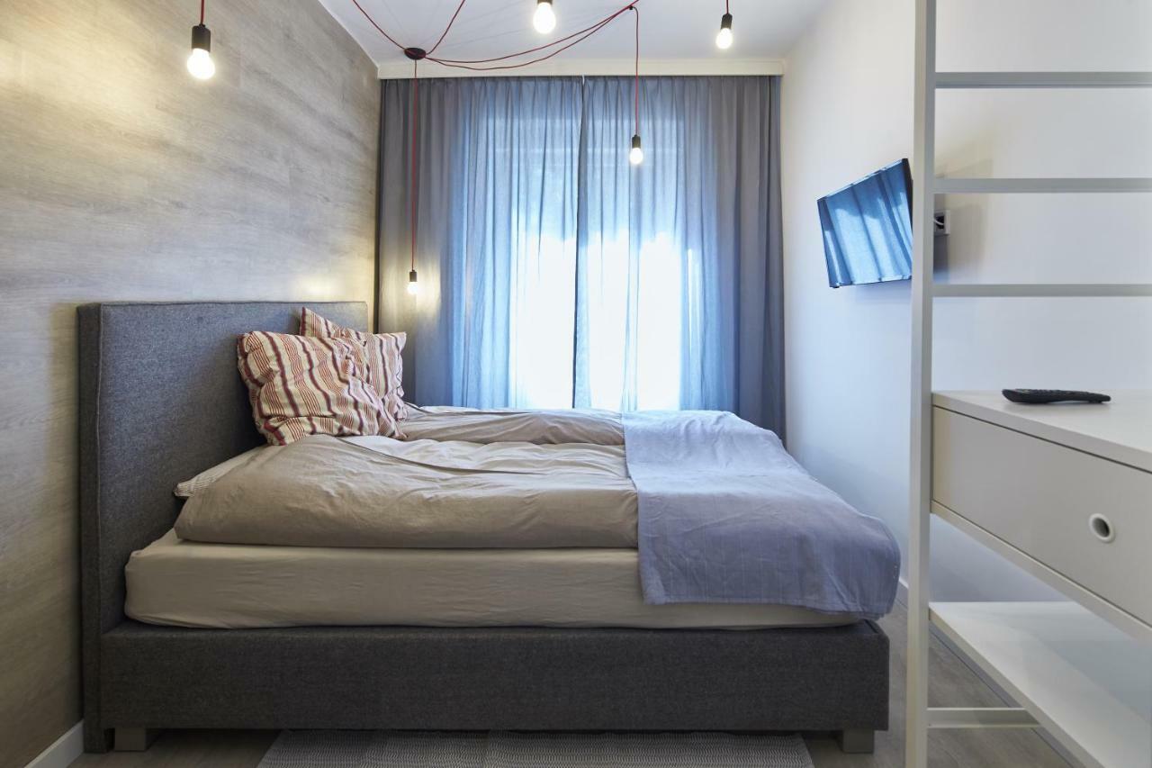 7Domb Apartman Komló Eksteriør billede