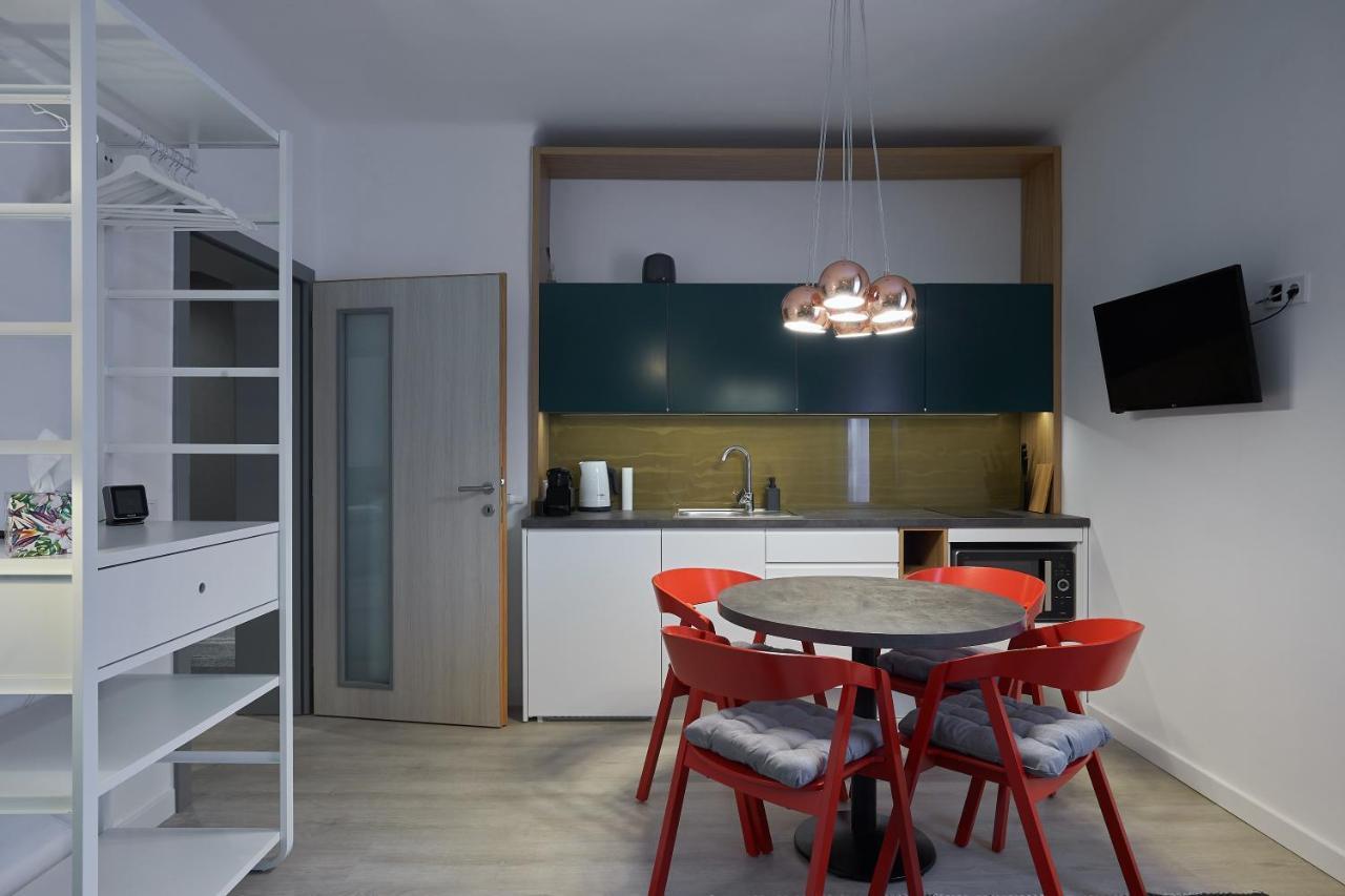 7Domb Apartman Komló Eksteriør billede