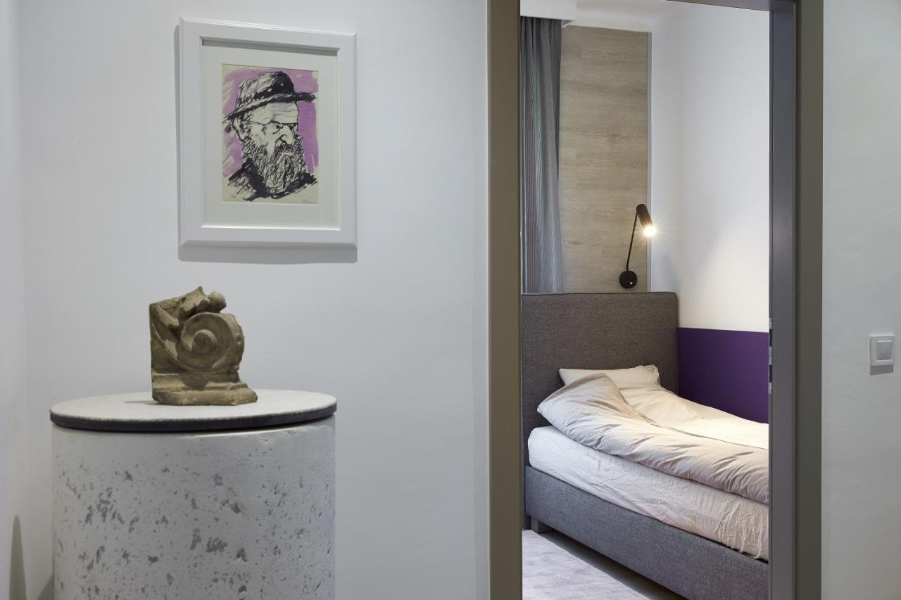7Domb Apartman Komló Eksteriør billede